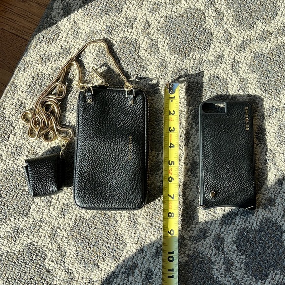 Bandolier with expandable pouch and AirPod case - Picture 3 of 10